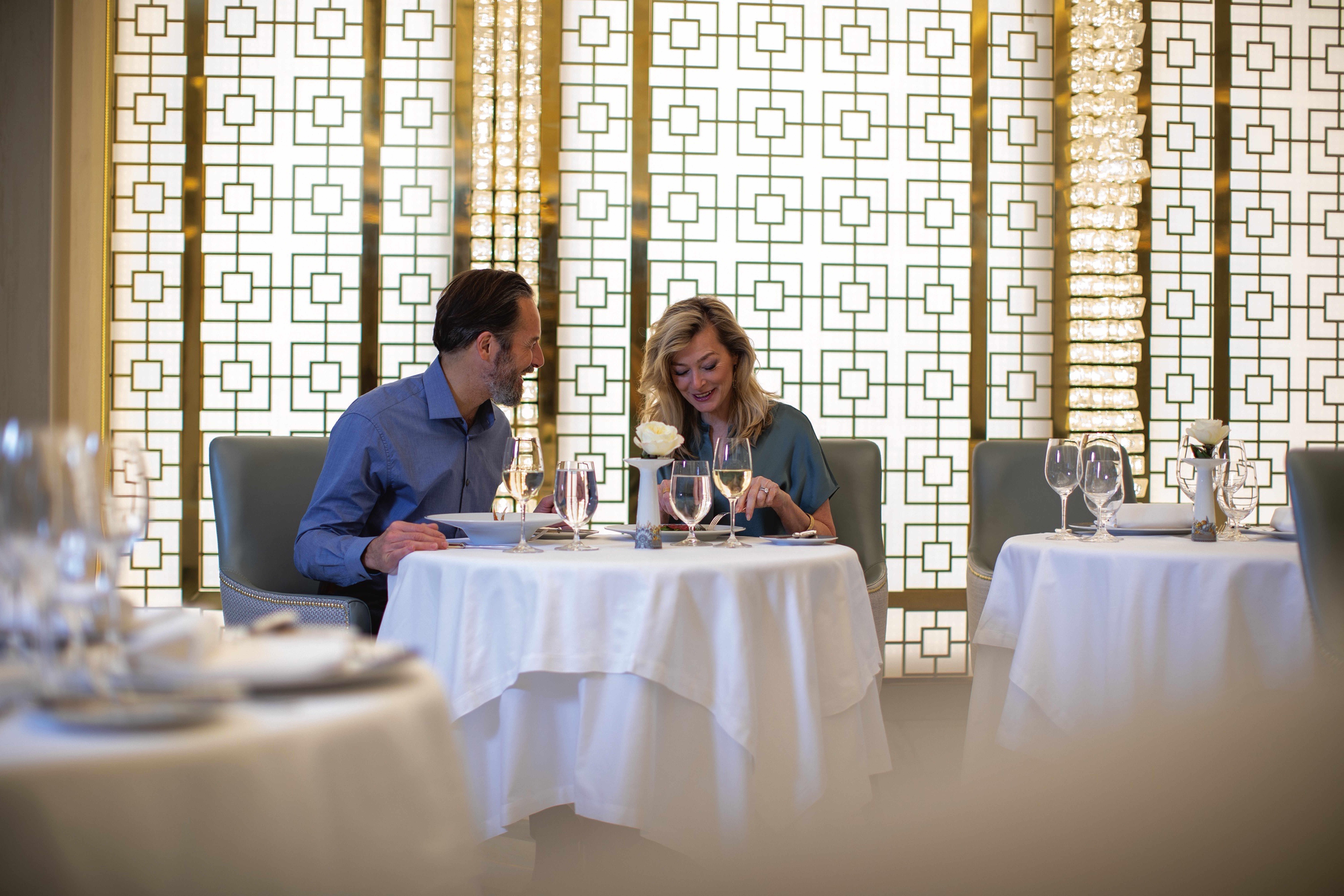 Seven Seas Splendor - Compass Rose